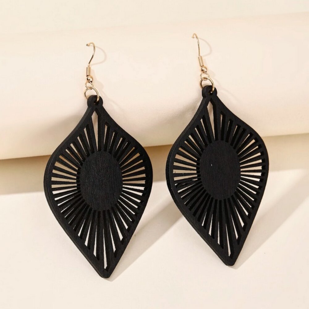 Black Leaf Shape Hollow Out Drop Earrings